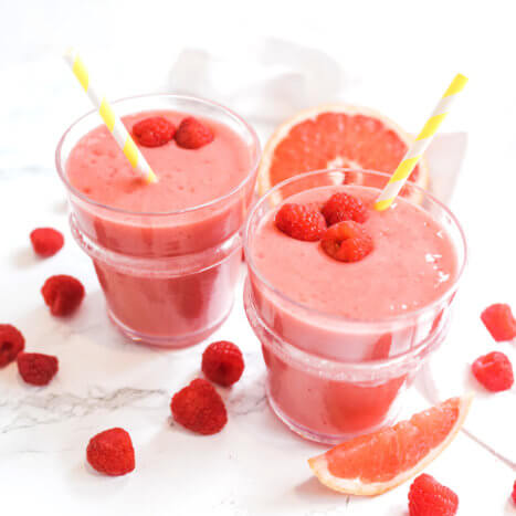 Grapefruit, Honey & Raspberry Smoothie