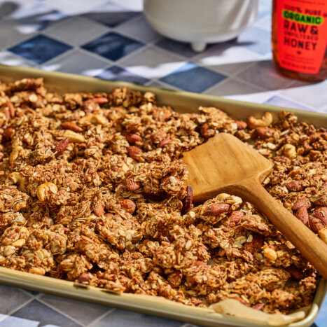 Honey Sweetened Cinnamon Protein Granola