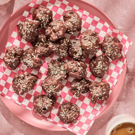 Chocolate Almond Clusters